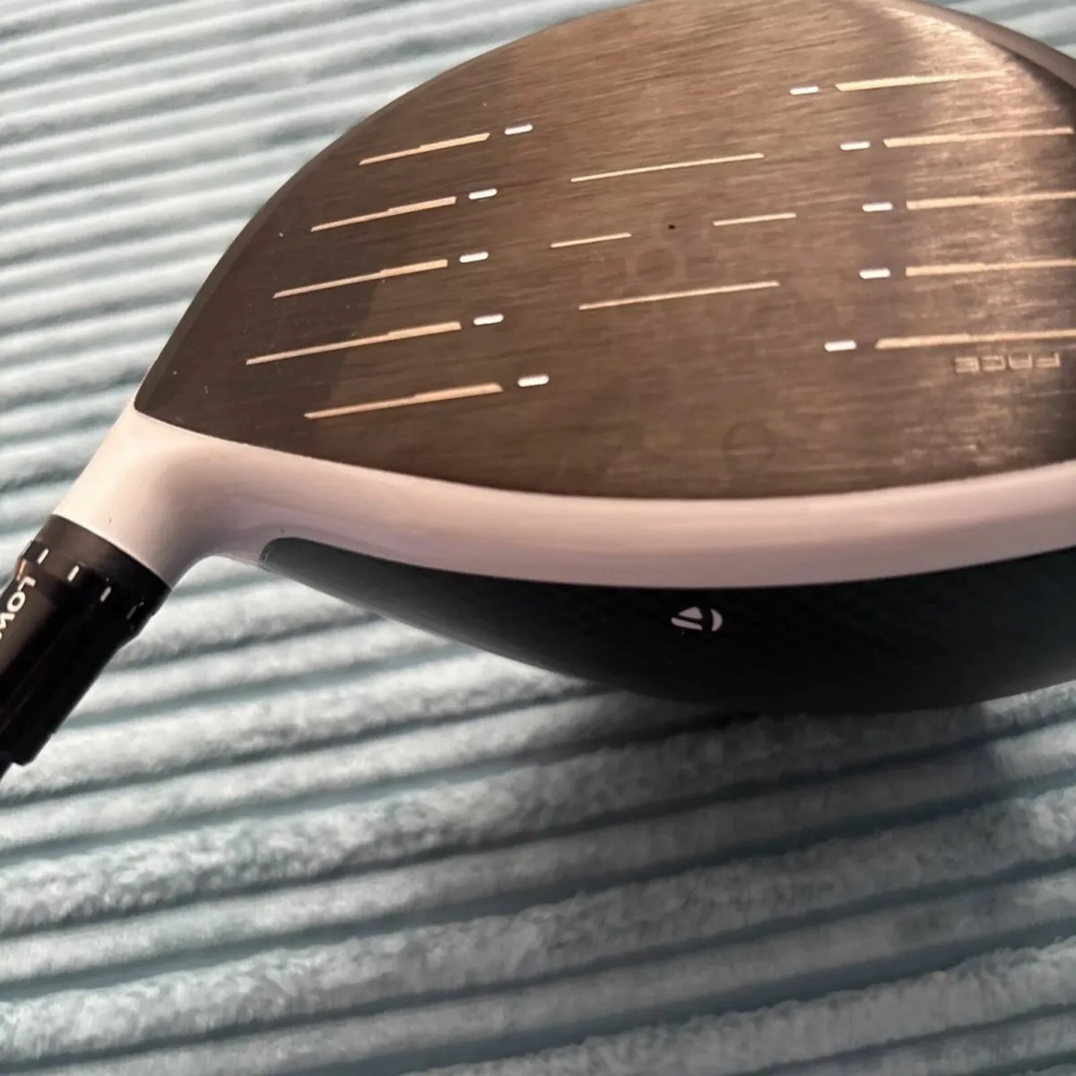 Taylor made Sim2 Max Driver 10.5 - Image 3