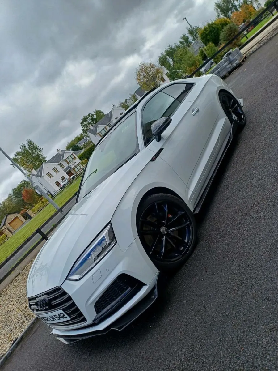 Audi S5 - Image 1