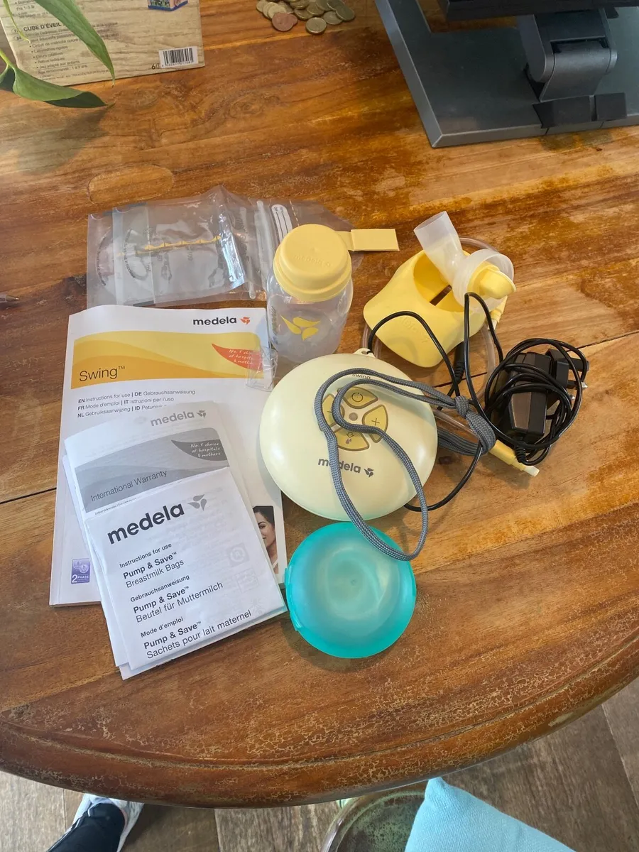 Medela Breast pump - Image 4