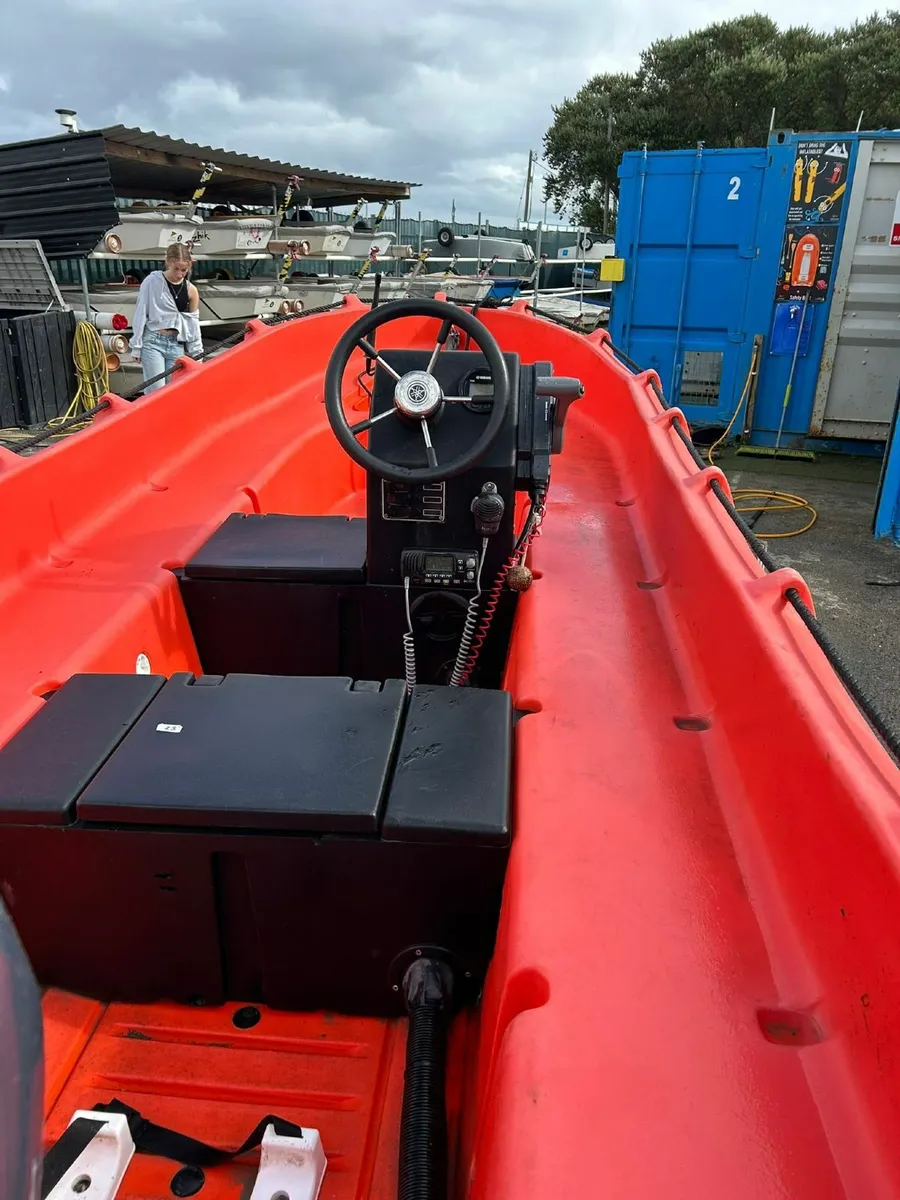 Whaly 435 + Yamaha 40hp 4-stroke (2022) - Image 2