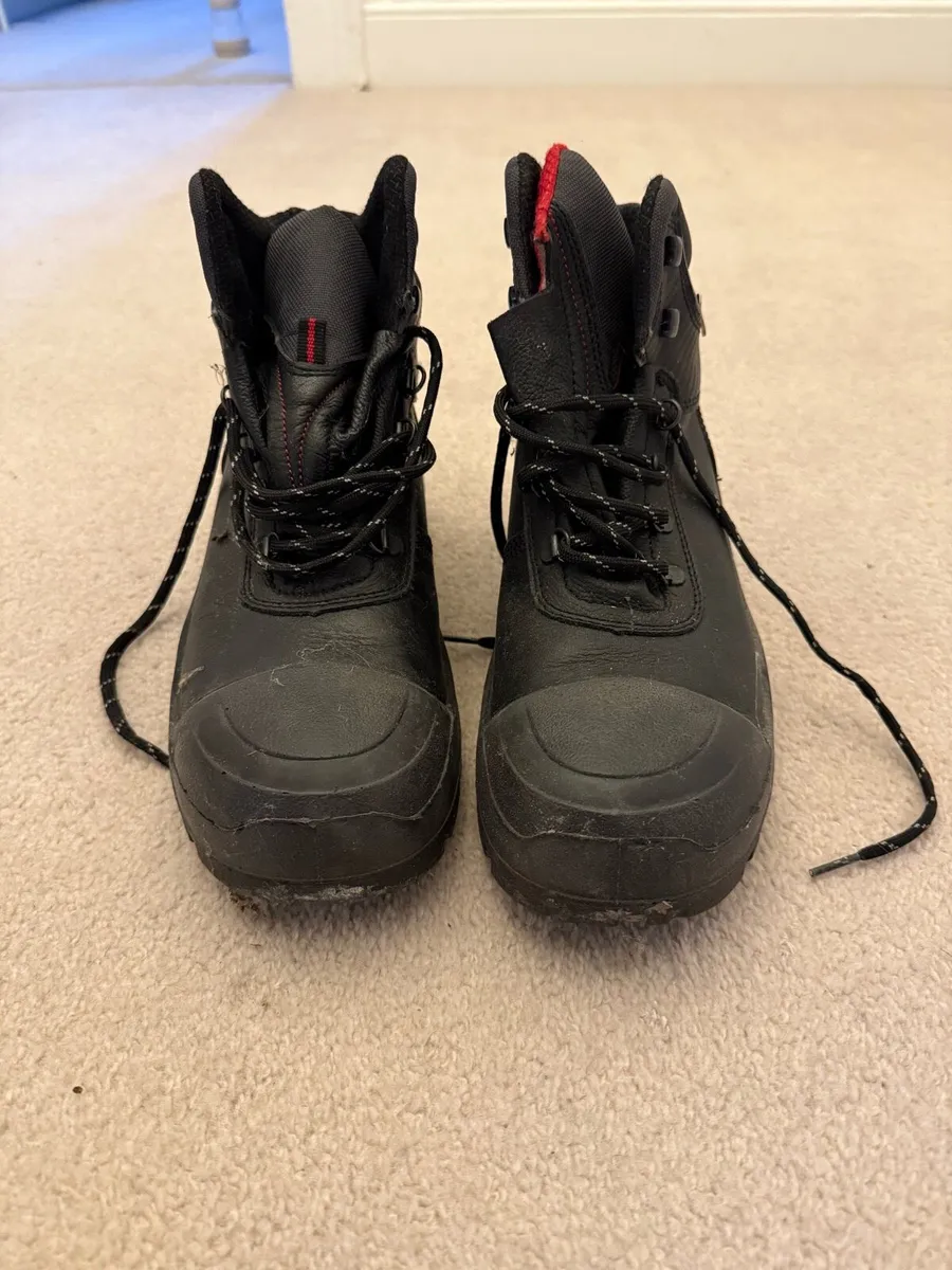 Uvex steel toe cap work boots - size 9 - Image 1