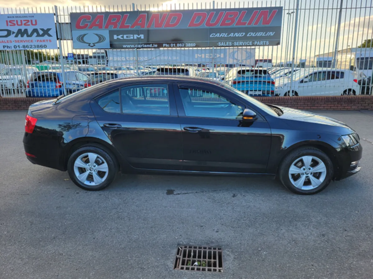 (6Mts warranty) Skoda Octavia 2018 - Image 3