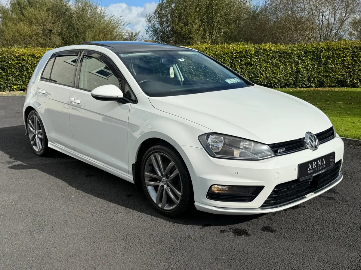 2016 Volkswagen Golf R-Line Pan Roof - Image 3