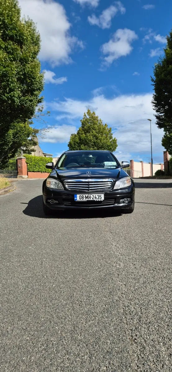 Mercedes-Benz C-Class 2008 - Image 2