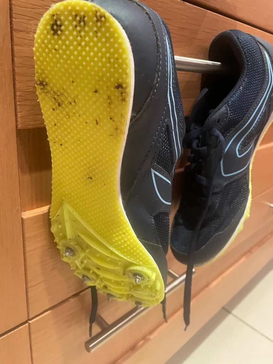 Running Spikes - Image 1
