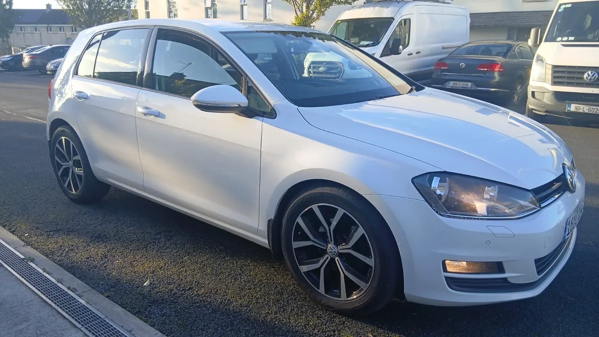 Volkswagen Golf - Image 1