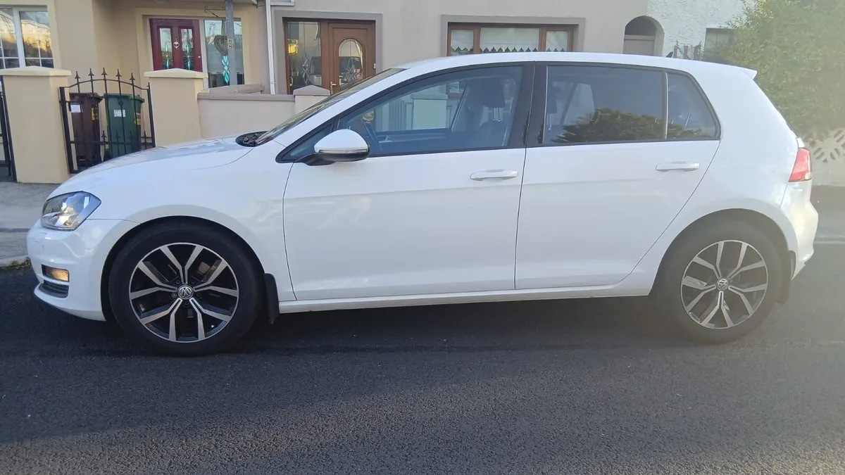 Volkswagen Golf - Image 3