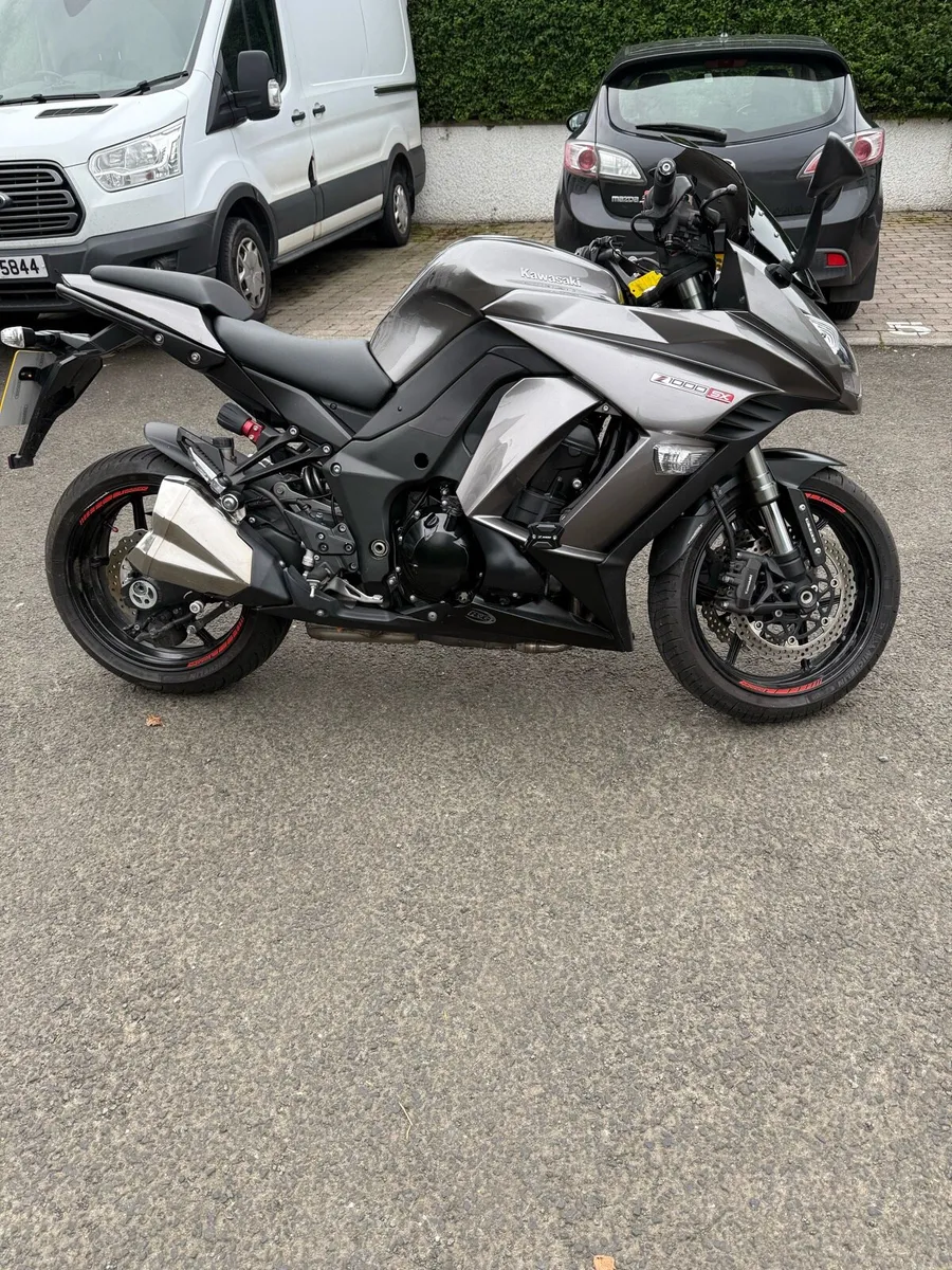Motorcycle - Image 3