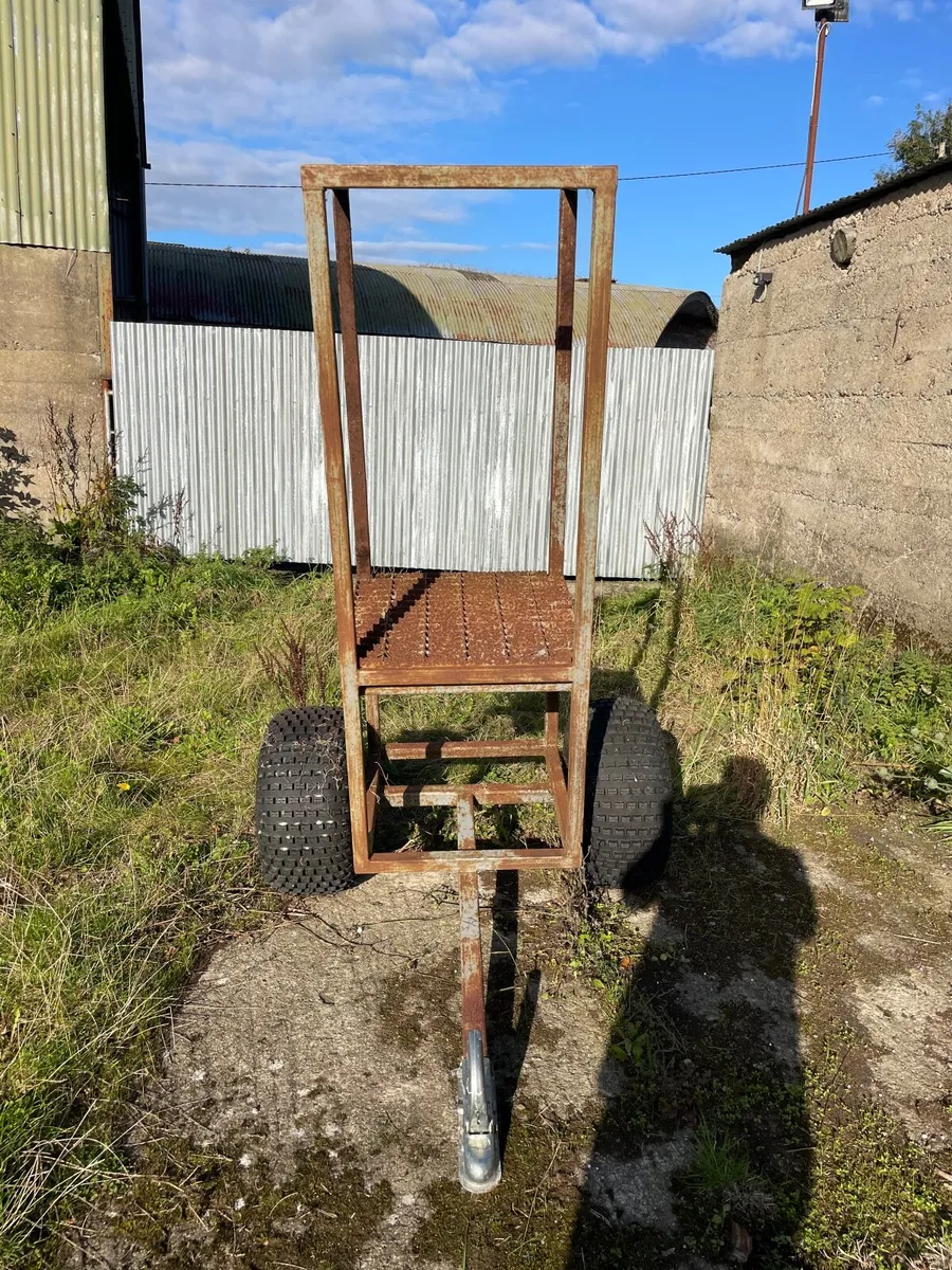 Quad trailer .used for landscaping - Image 1