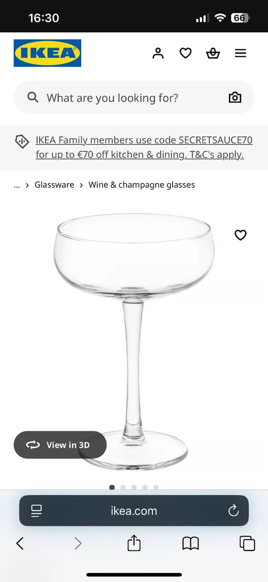 Cocktail glasses/ champagne coupes