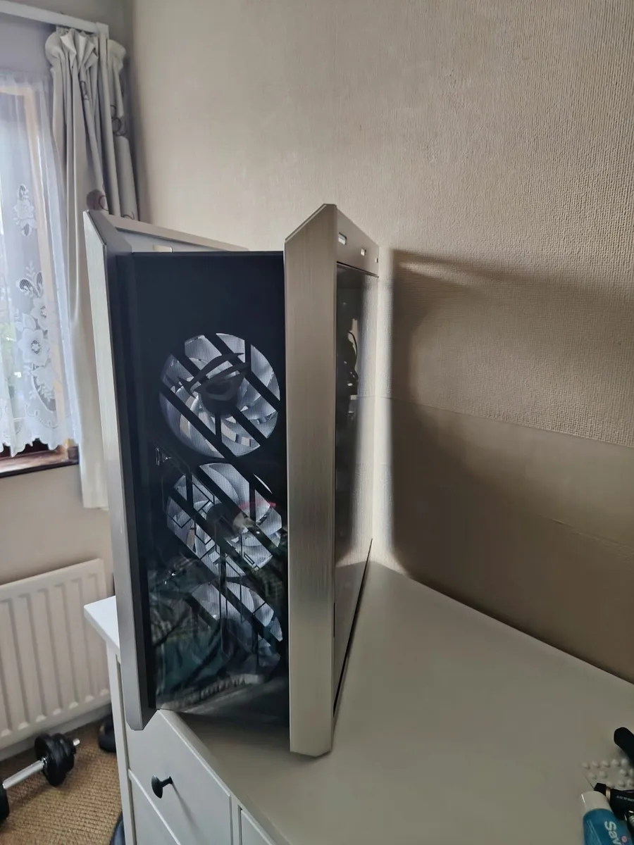 rog strix helios pc case - Image 4