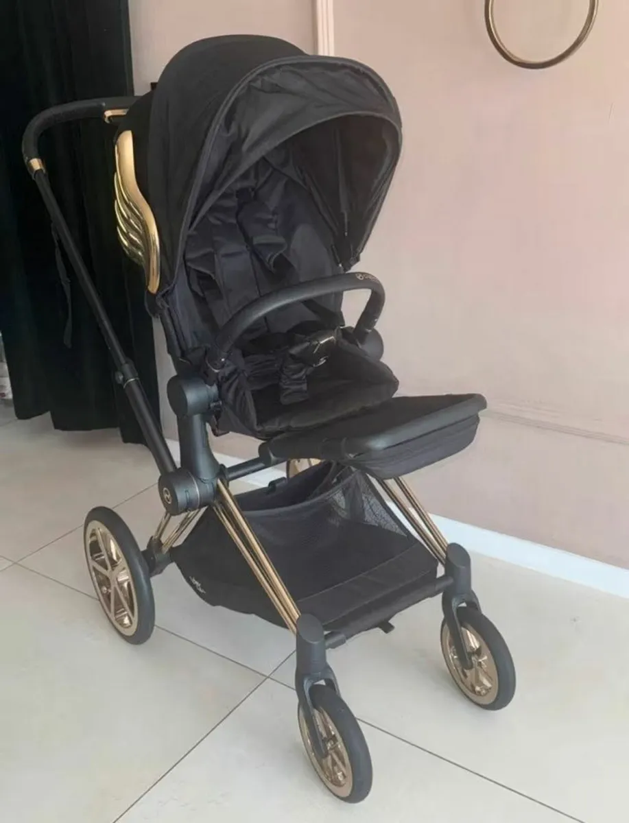 Cybex Priam Special Edition by Jeremy Scott set - Image 4