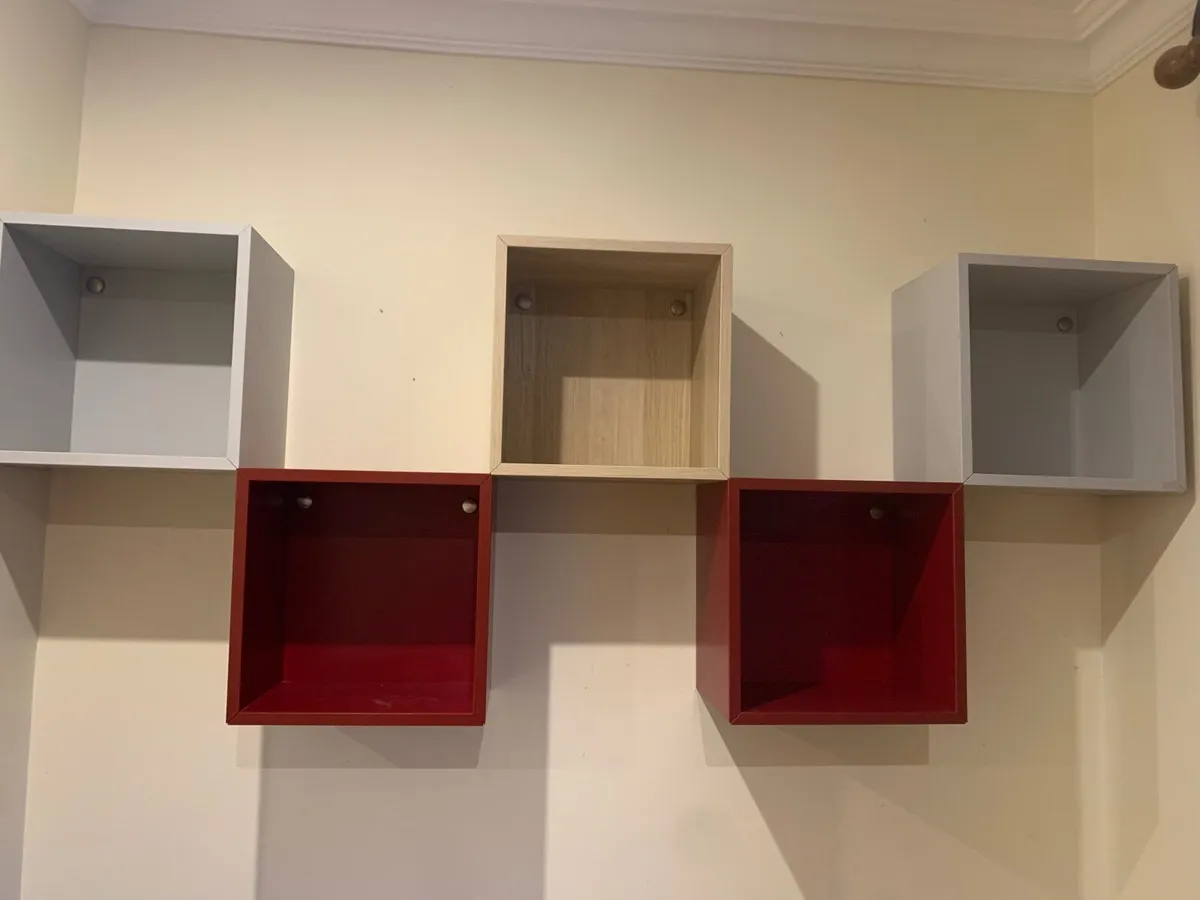 Storage unit - Image 1