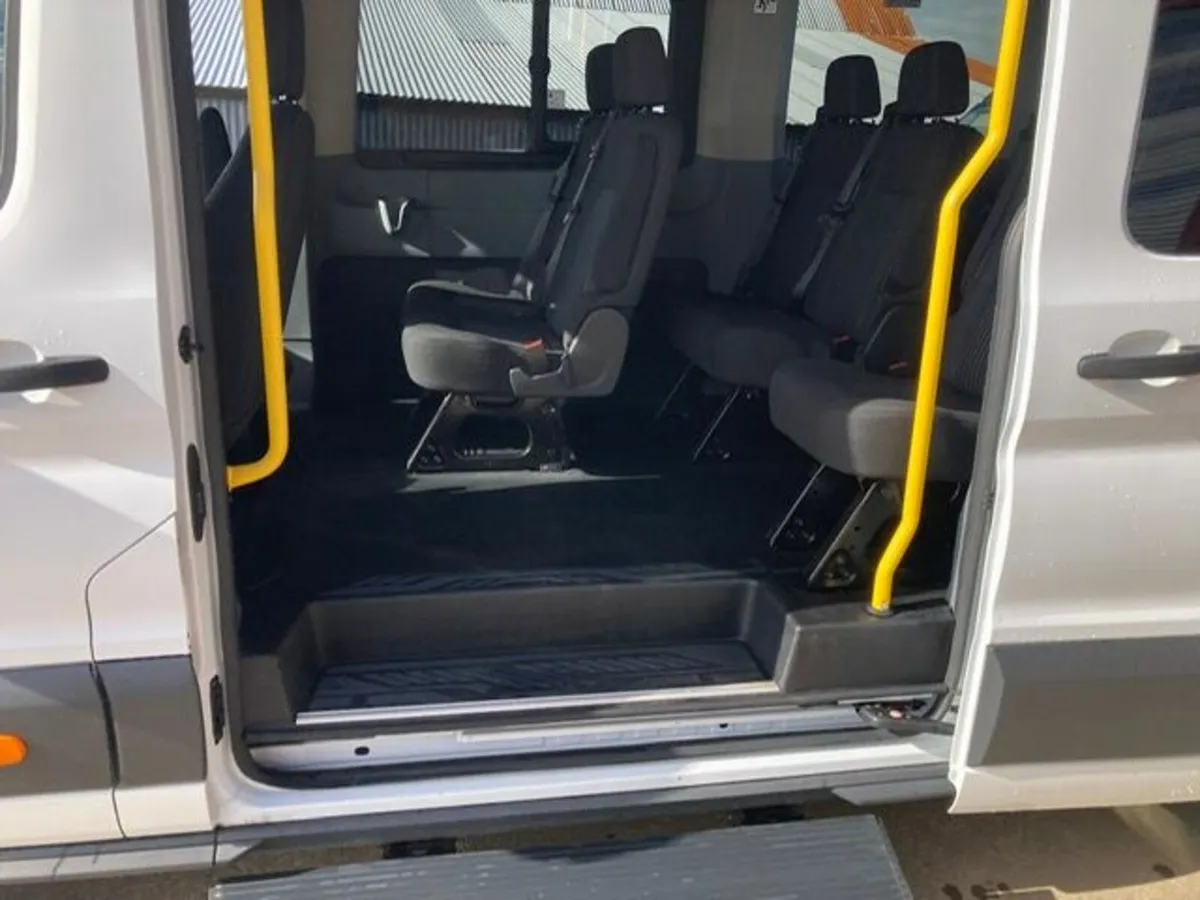 2018 FORD TRANSIT 460 TREND MINIBUS - Image 2