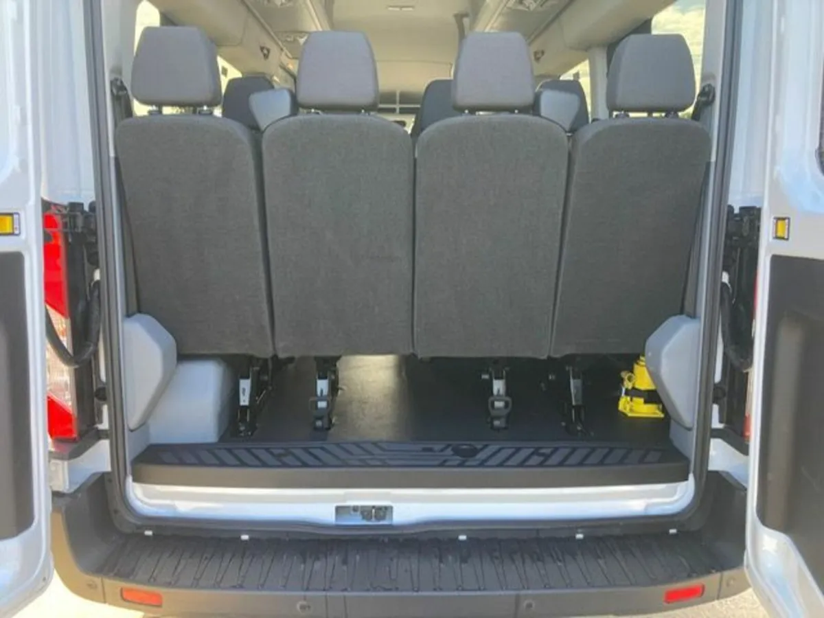2018 FORD TRANSIT 460 TREND MINIBUS - Image 4
