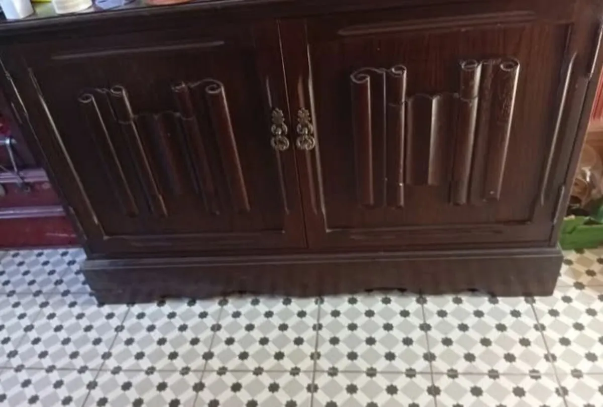 Cabinet - Image 2