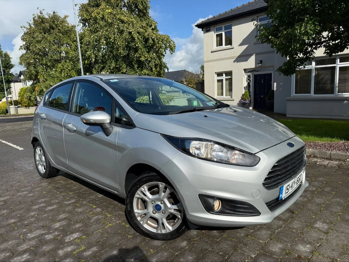 Ford Fiesta 2015 Automatic Parking sensors - Image 1