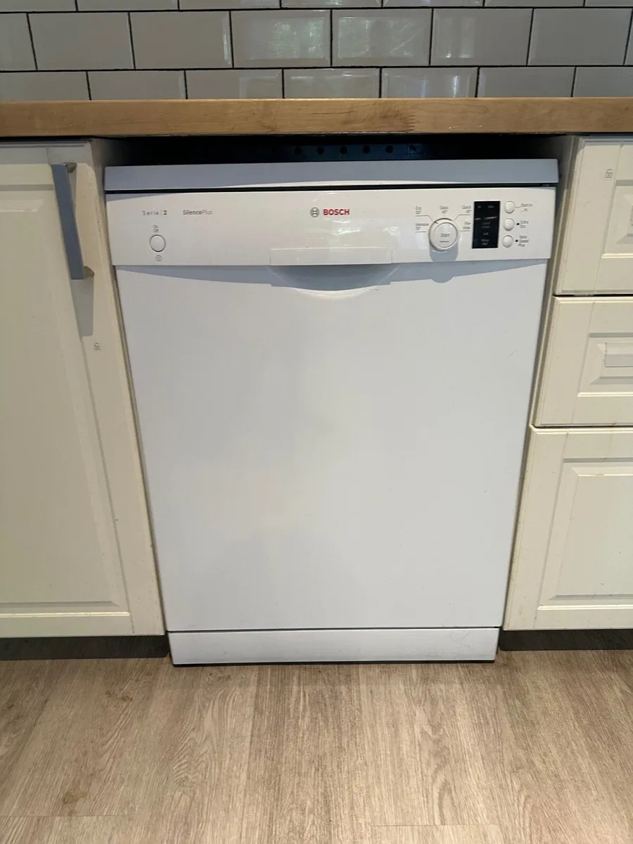 Dishwasher, Washing Machine and Fridge - Image 2