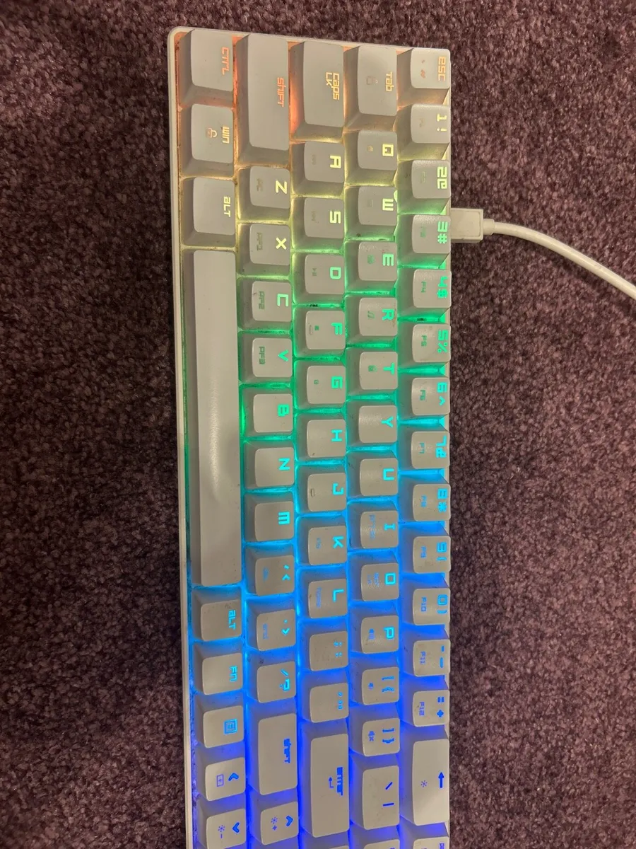 Magic refinder keyboard 60% - Image 1