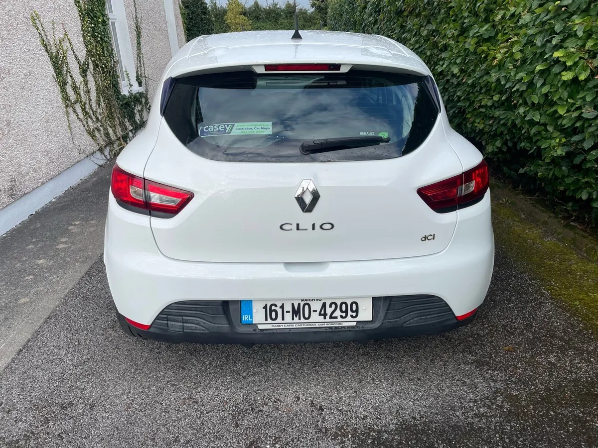 Renault Clio - Image 3