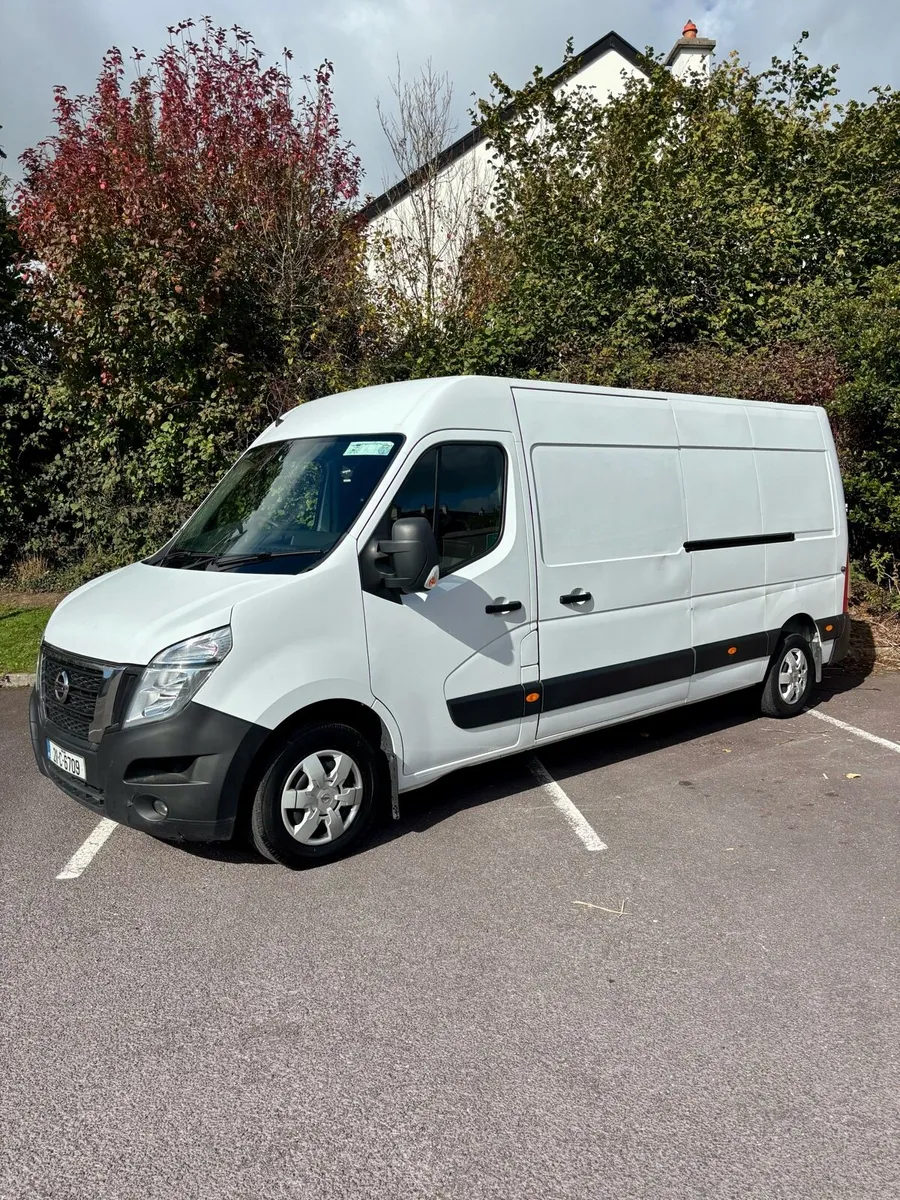 2021 Nissan NV400 - Image 3