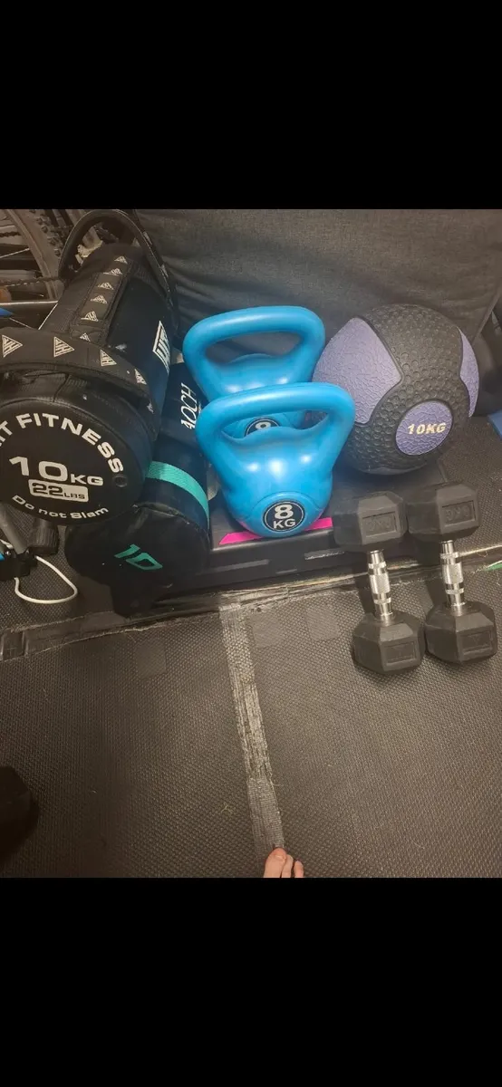 Gym equipment - Image 2