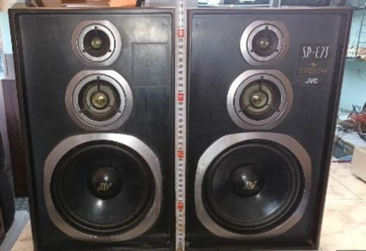 JVC  Amplifier & Speakers - Image 3