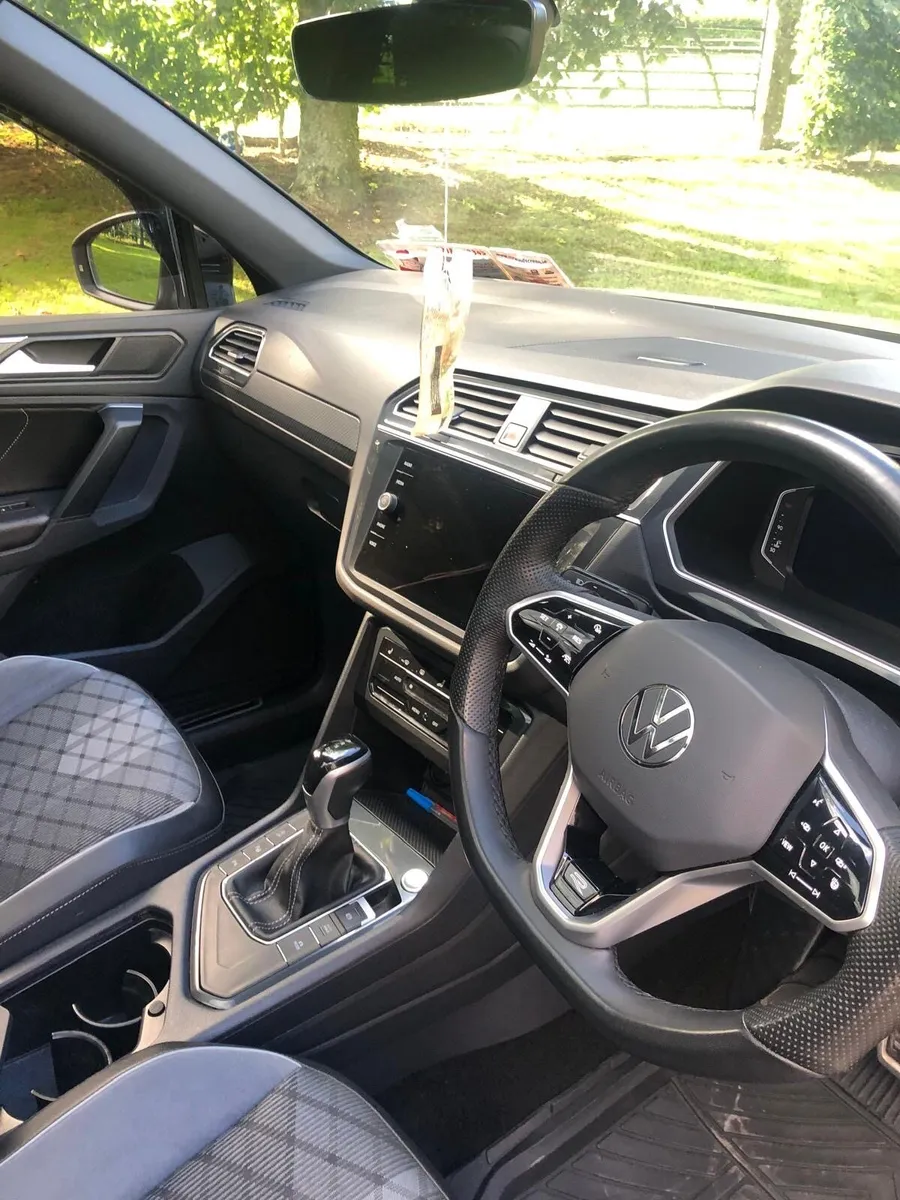 Volkswagen Tiguan - Image 4