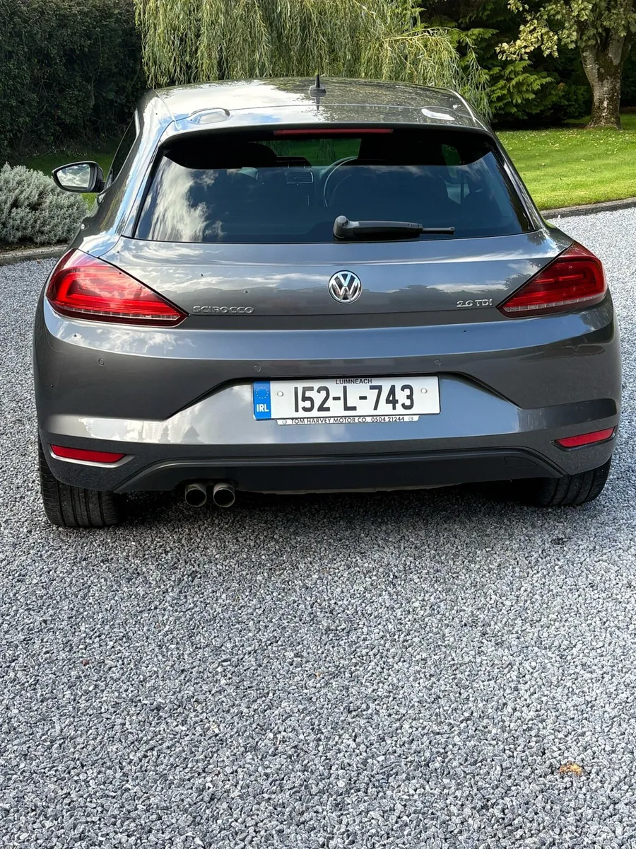 Car - Image 3