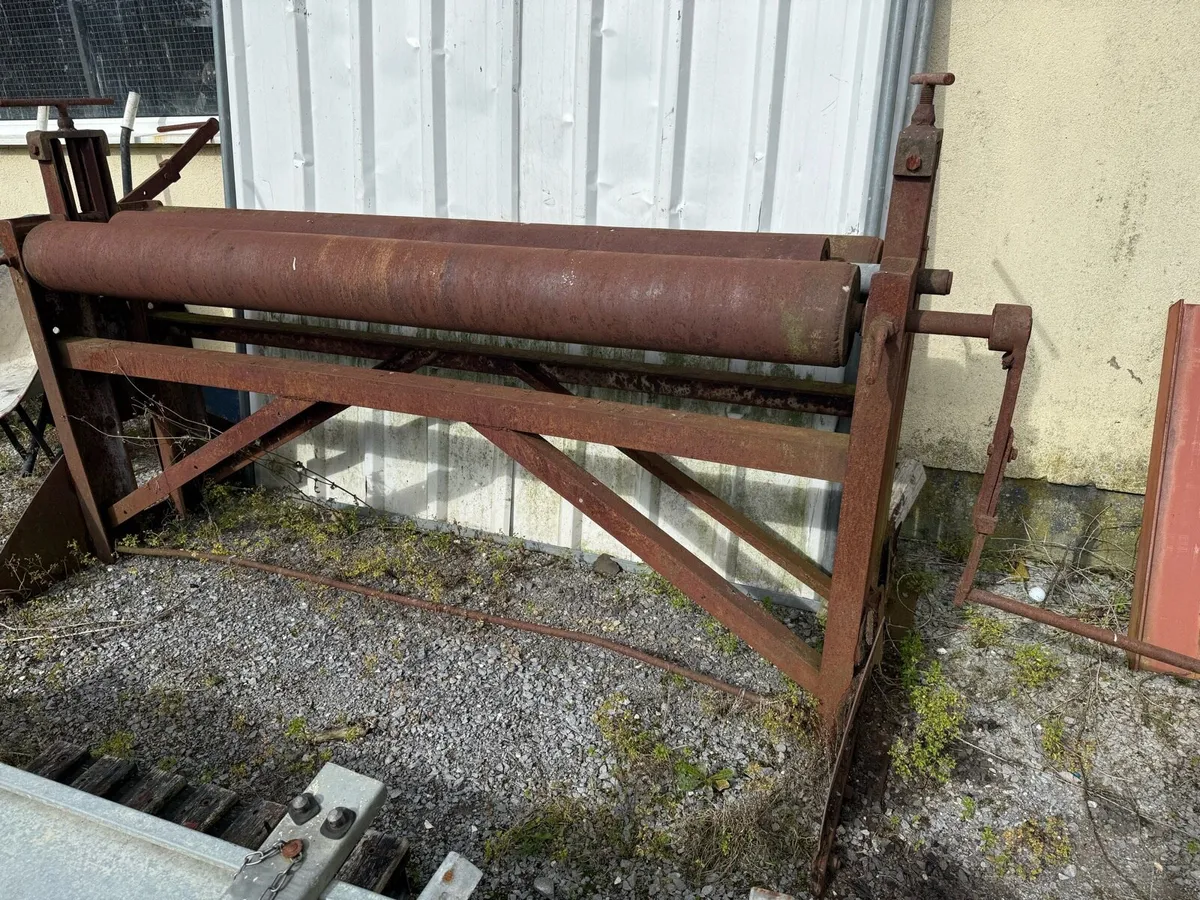 Roller - Image 2