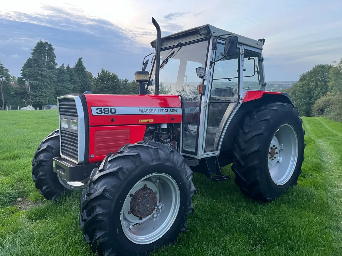 Massey Ferguson 390 - Image 1