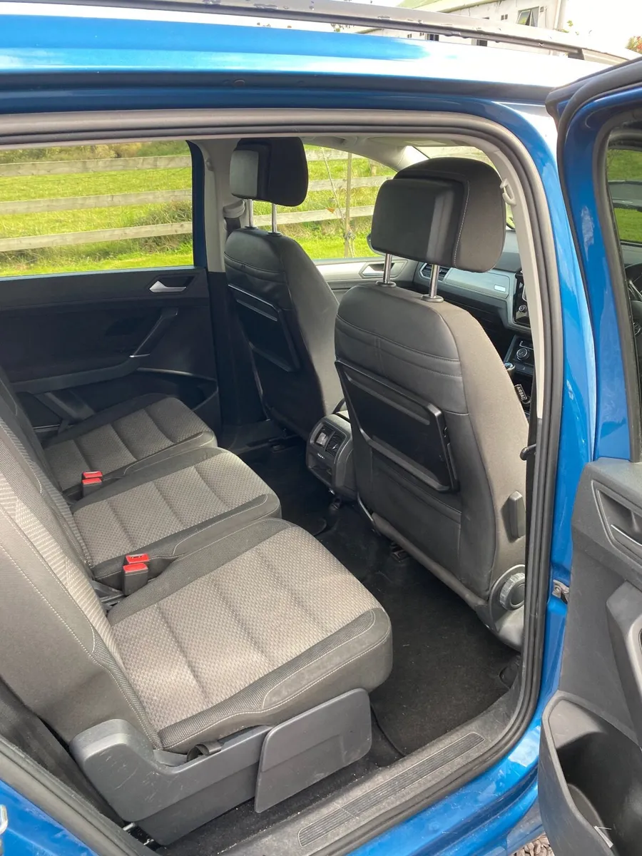 Volkswagen Touran 2016 - Image 4