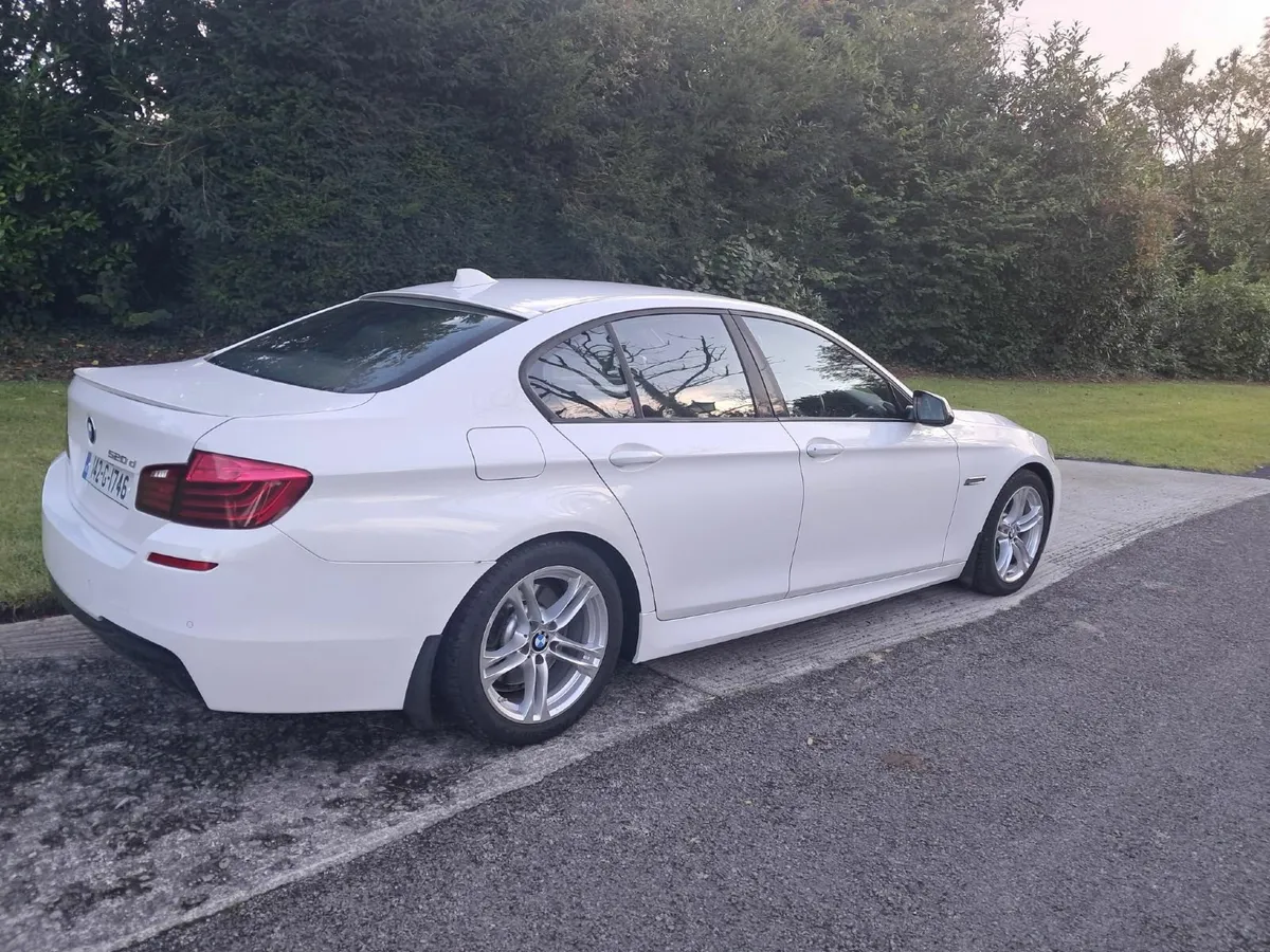 BMW 5-Series 2014 - Image 3