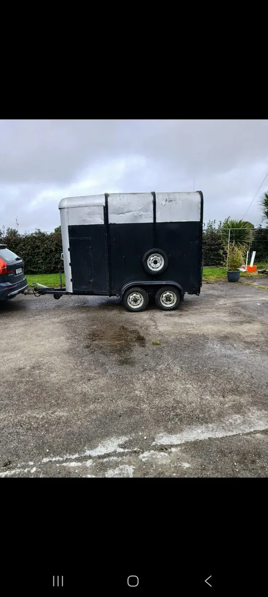 Ifor williams horsebox - Image 1