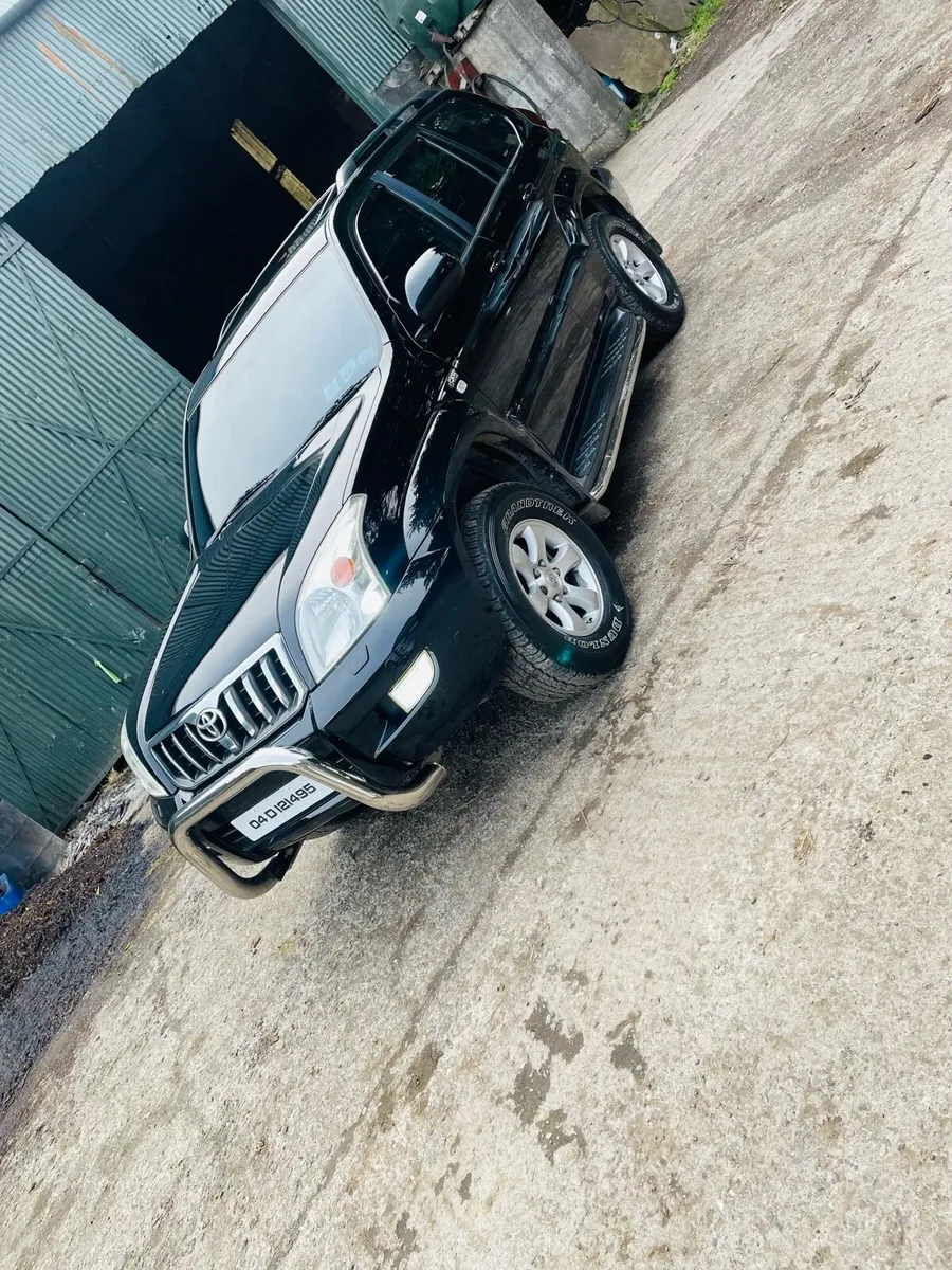 Toyota landcruiser - Image 3