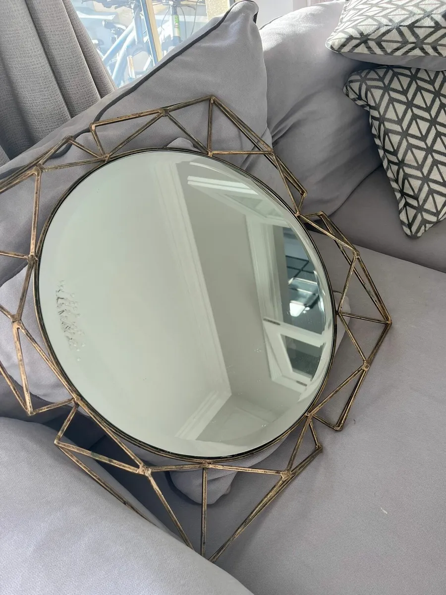 ANTIQUE PLATONIC MIRROR - Image 1