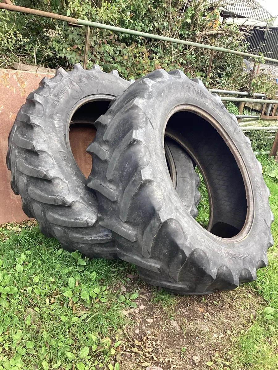 Tractor tyres - Image 1