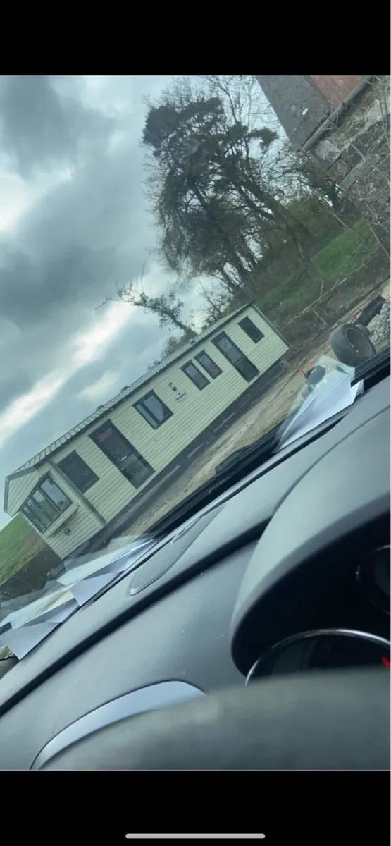 Mobile home - Image 1