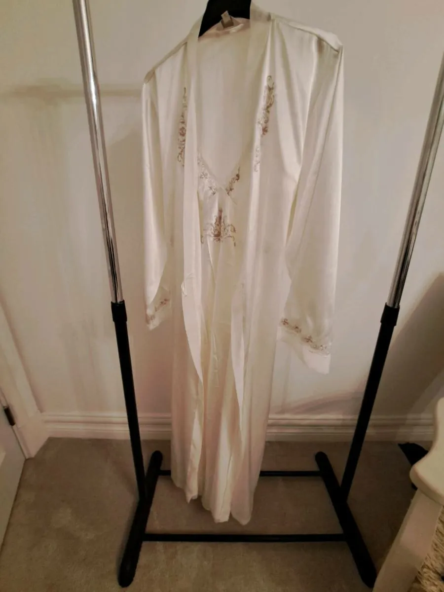 Nightwear - Image 4