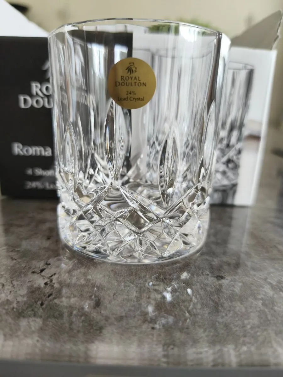 Small Glass Tumblers - Image 4