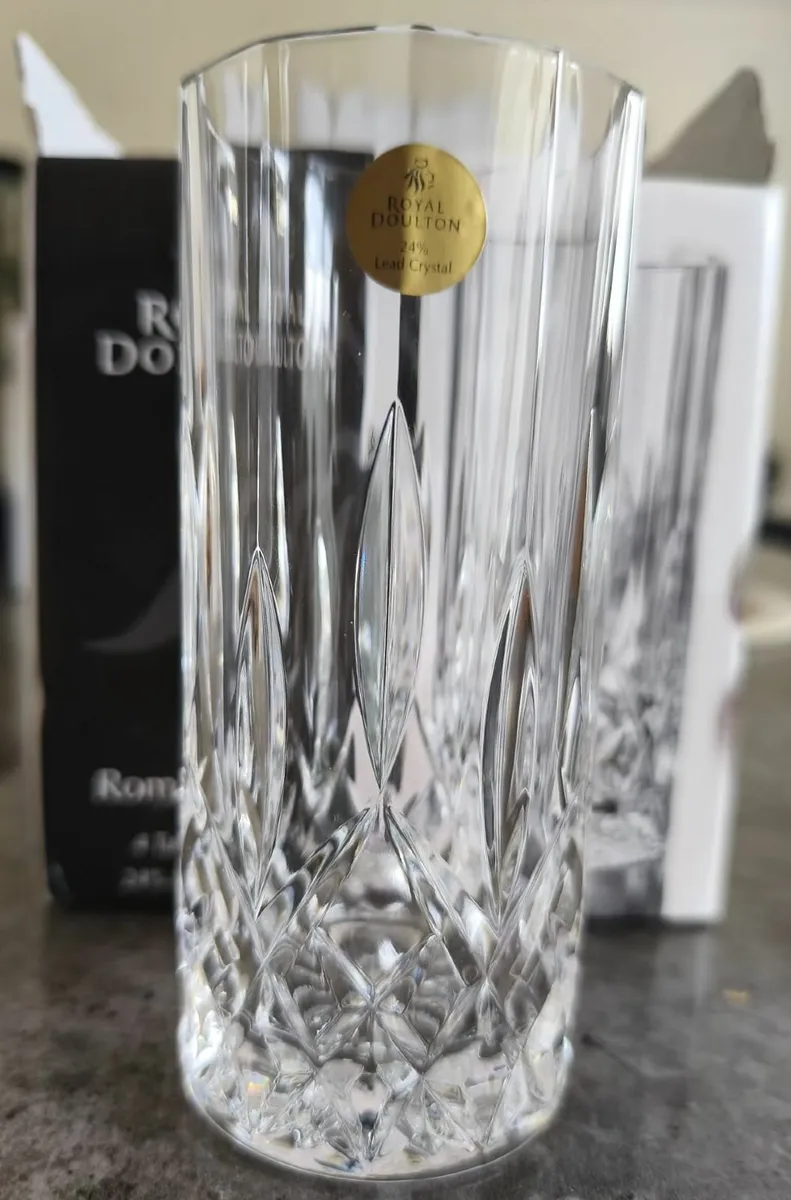 Tall glass tumblers - Image 1