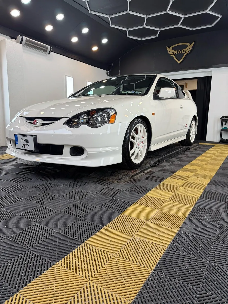 Dc5 Integra Type R - Image 2