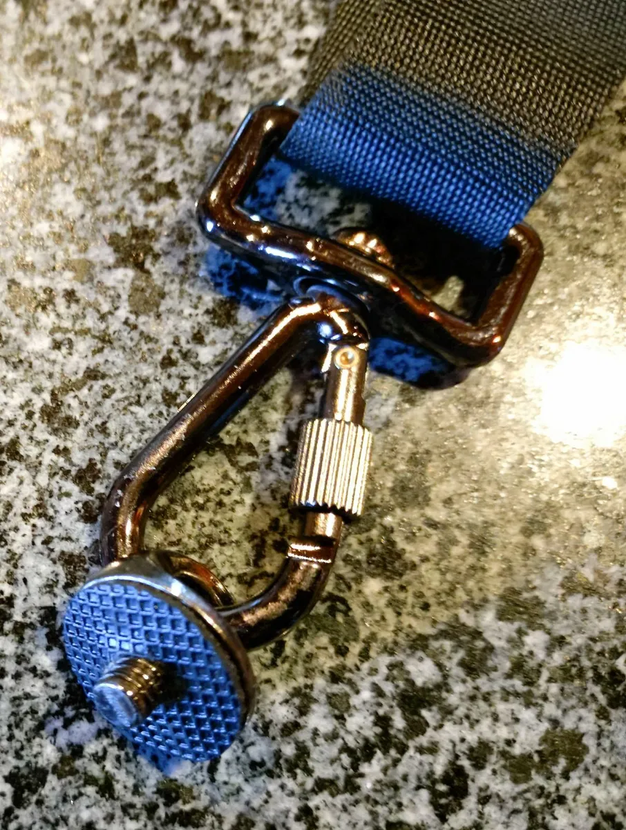 BLACK CAMERA STRAP (BRAND NEW). - Image 3