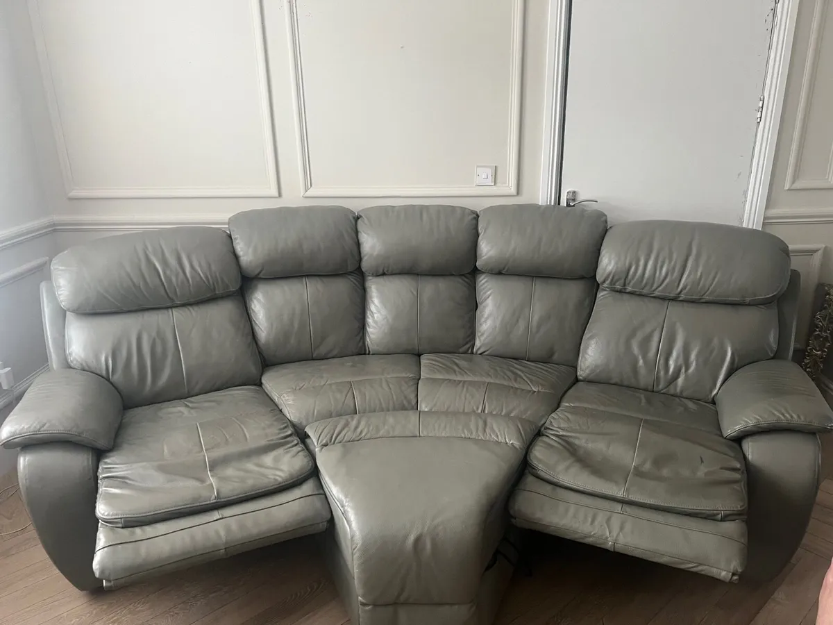 Recliner dfs sofa - Image 2