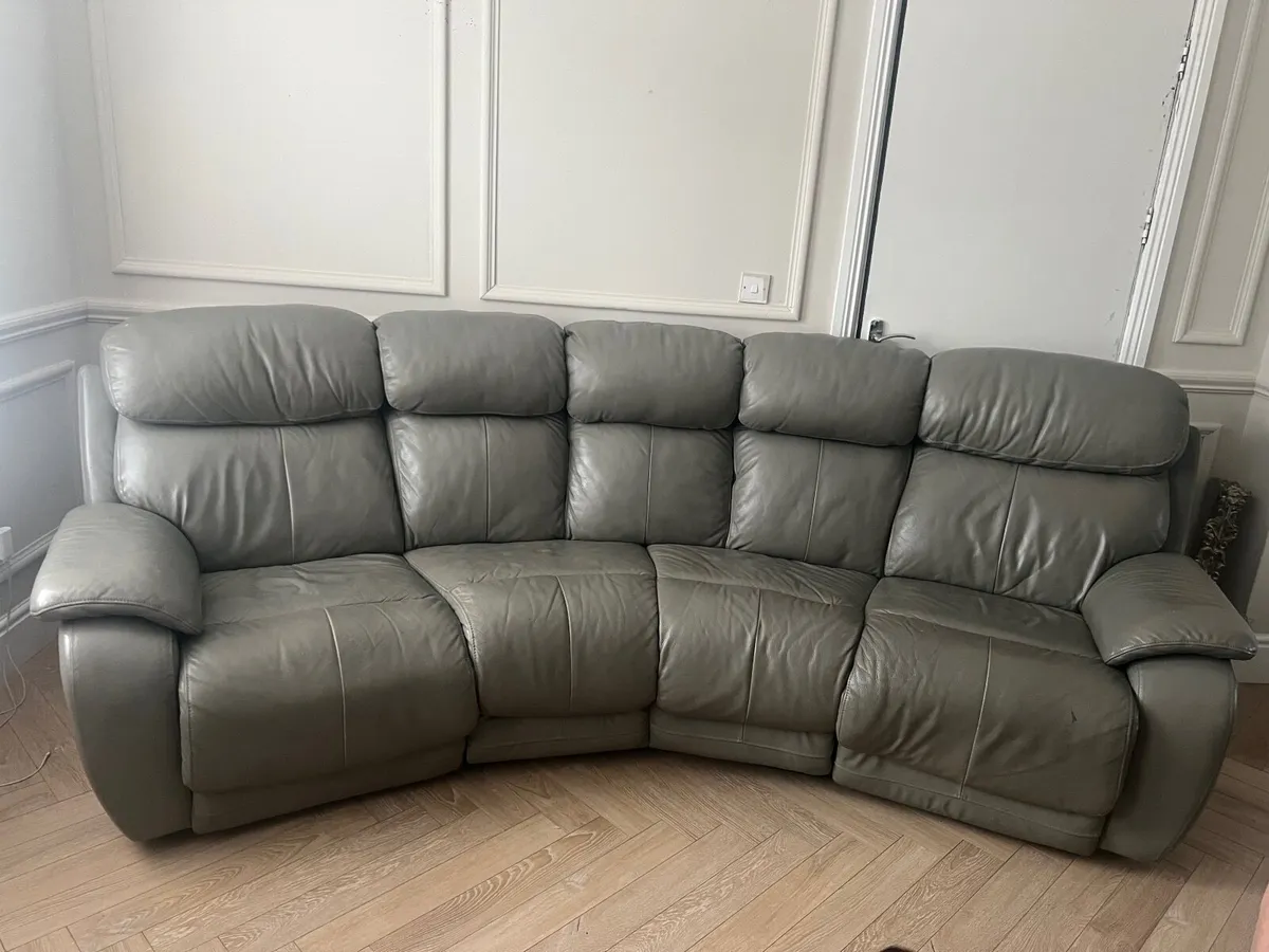 Recliner dfs sofa - Image 3
