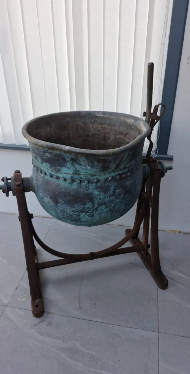 Antique steam cooper kettle - Image 1