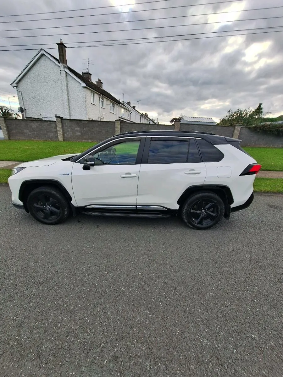 Toyota Rav 4 sport - Image 3