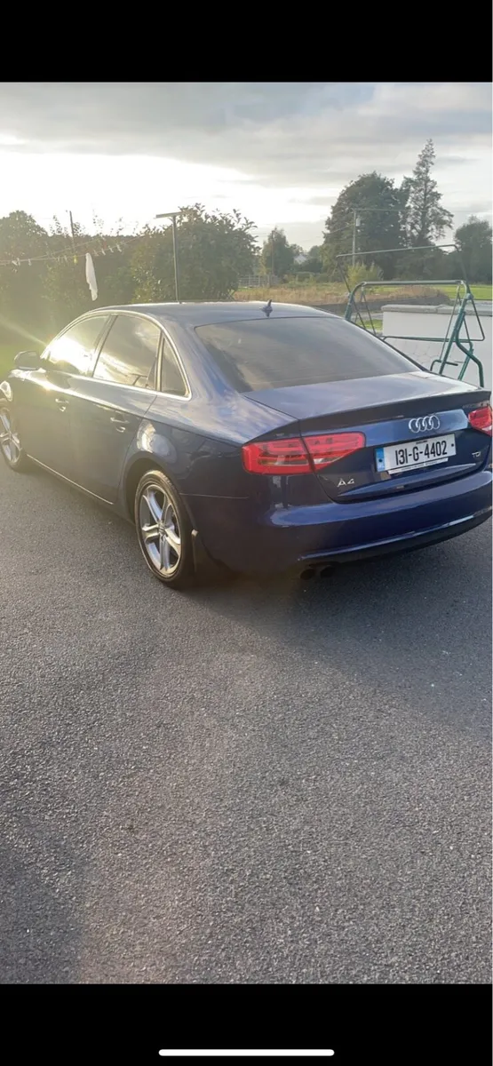 2013 Audi A4 - Image 2