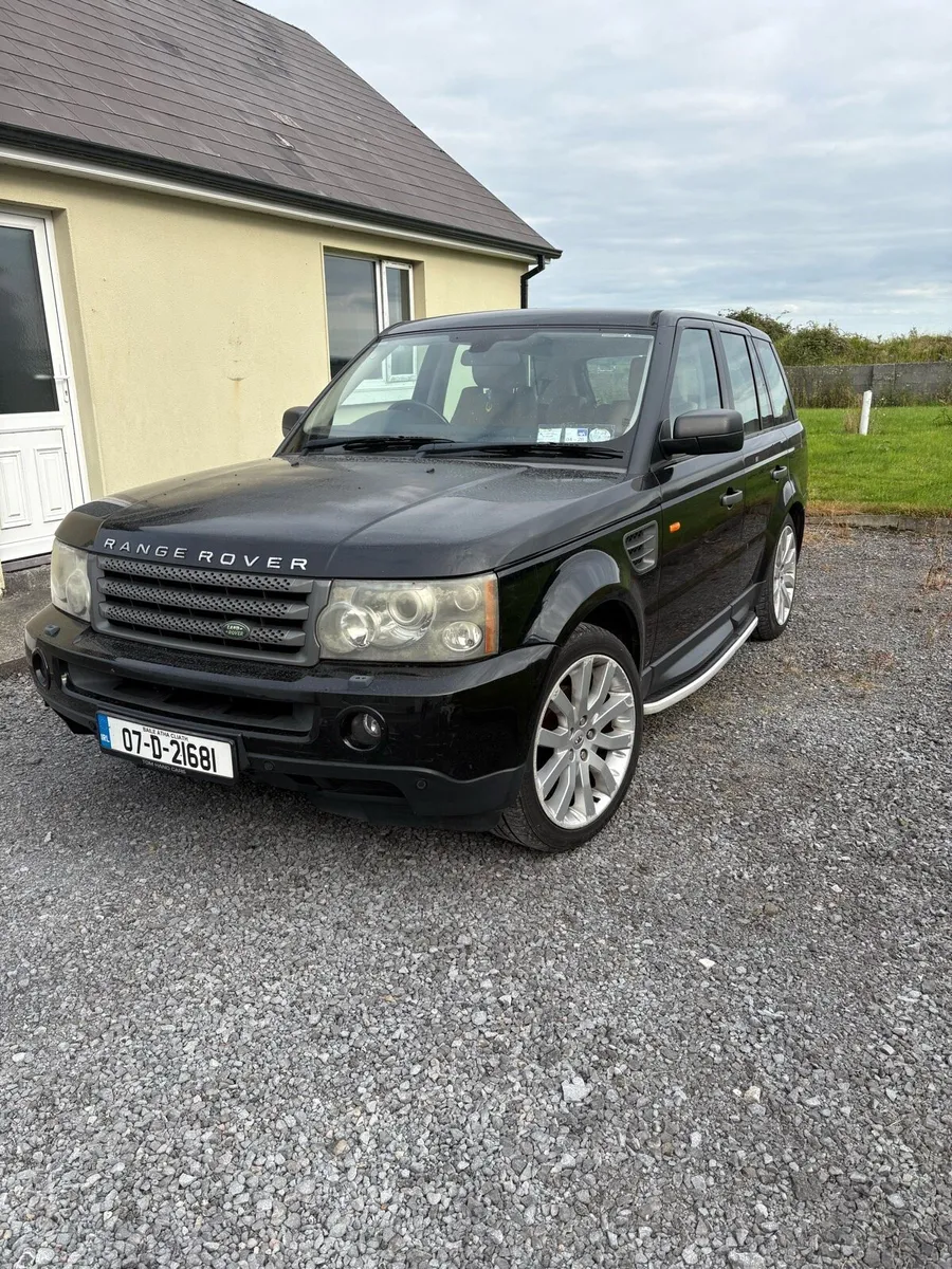 Range Rover Sport - Image 1