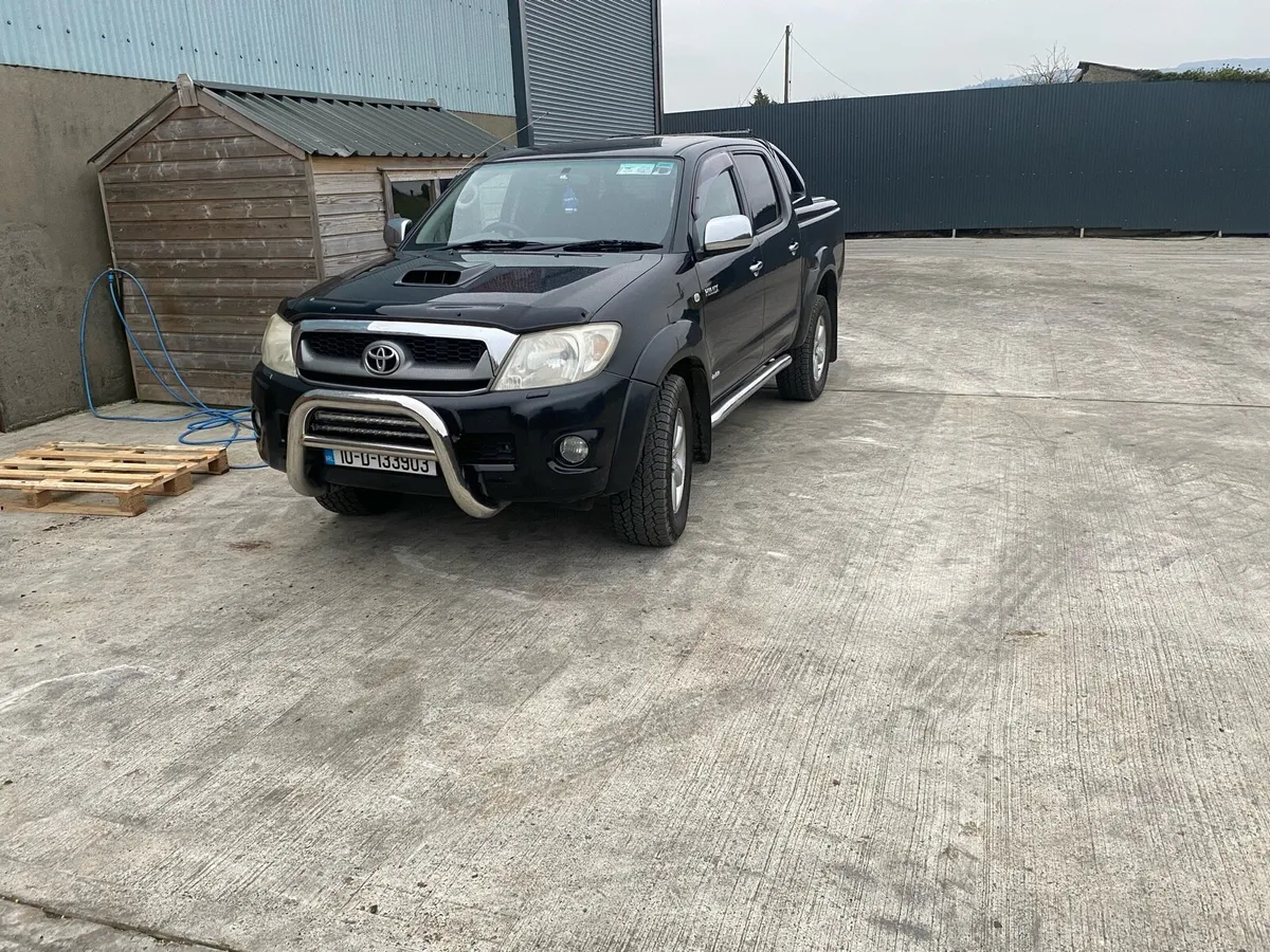 Toyota hilux - Image 1